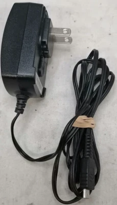 Blackberry PSM04R-050CHW1(M) Micro-USB Charger (5V/700mA) - Image 1 of 4