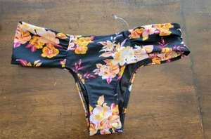 Nuevo sin etiquetas Volcom M Hibisco Rosa Floral Triángulo Halter Bikini Top de Natación 122767 - Imagen 1 de 2