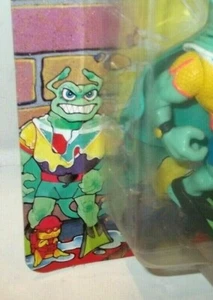 ✰ TMNT RAY FILLET w/ 2 RARE ERRORS "NO-STICKER" COLOR CHANGE UNP C8.5+ Variation - Picture 1 of 4