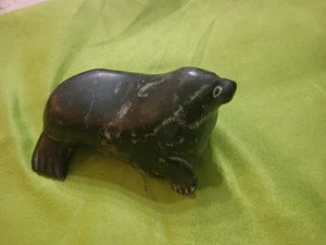 Vintage Kanada Eskimo Kunst geschnitzter Speckstein Siegel Skulptur signiert - Bild 1 von 9