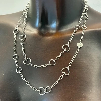 Dodo Pomellato Collana Lunga Multi Cuori Limited Edition Argento Originale Rara - Immagine 1 di 4