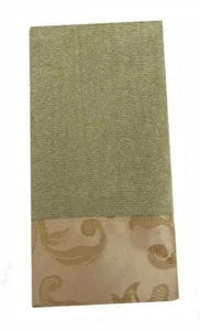 Avanti Amelia Fingertip Towels Embellished 11x18 Green Holiday Everyday Set of 2 - Picture 1 of 12