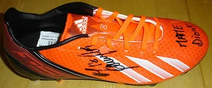 MAME BIRAM DIOUF STOKE CITY AUTOGRAMM PERSÖNLICH SIGNIERT FUSSBALLSCHUH FUSSBALL  - Bild 1 von 1