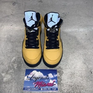 Size 7 - Jordan 5 Retro SP Michigan 2019 100% Authentic - Picture 1 of 5