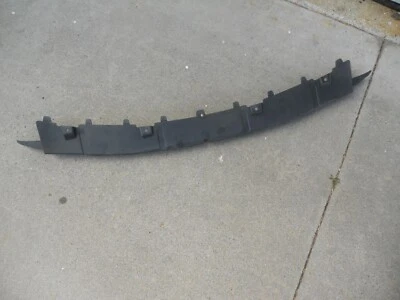 NUEVO Original Hyundai Cuerpo Delantero Falda Montaje Central Refuerzo Elantra Cupé Foto 1 de 3