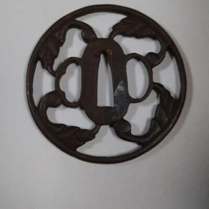 Japanese Antique Tsuba of Katana Samurai Sword Guard Iron Rare Design 510-E87 - Picture 1 of 3