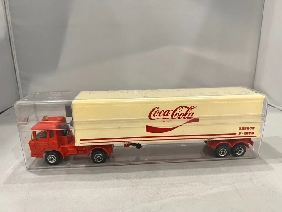 Play Trucks P-78 DAF 2600 Coca Cola Semi Trailer Made In Greece - Magnificent - Image 1 of 4