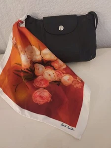Pañuelo seda Paul Smith rojo con flores - Imagen 1 de 1