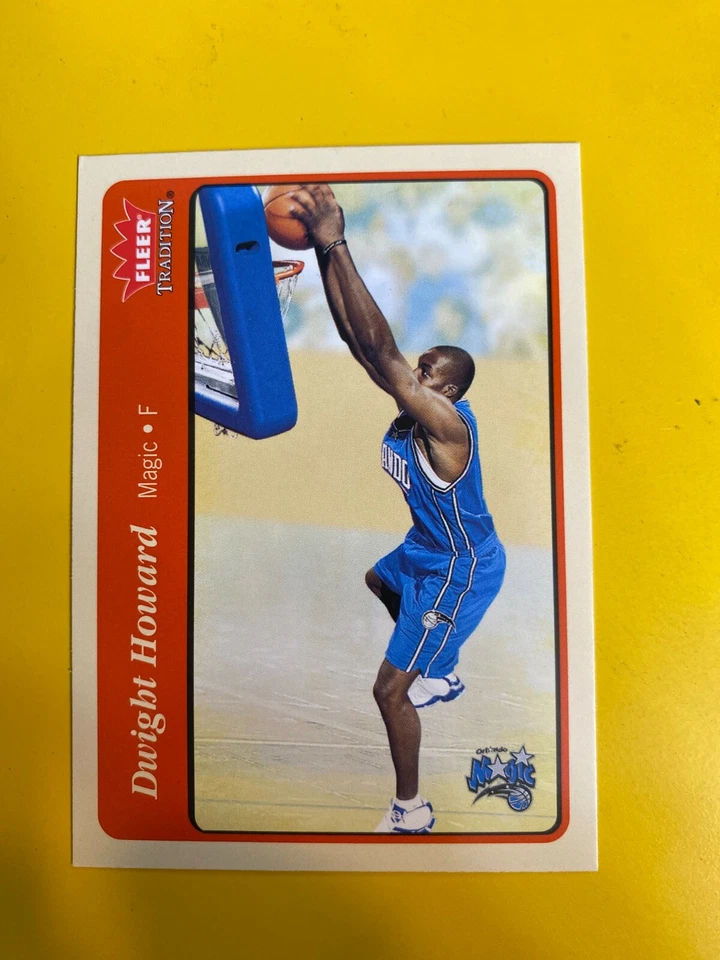 D62548  2004-05 Fleer Tradition #221 Dwight Howard  ROOKIE CARD - Image 1 of 1