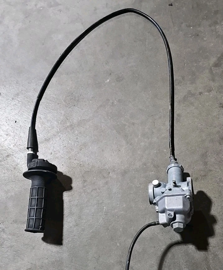 Carburador Keihin 86-02 Honda XR200 OEM y acelerador giratorio Foto 1 de 4