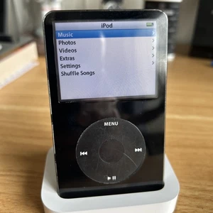 Apple iPod Classic 5th Generation 30GB. New Battery. 👍 - Picture 1 of 9