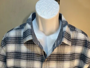 Tommy Bahama Men's white and blue plaid Canyon Beach Flannel shirt XL EUC - Picture 1 of 7