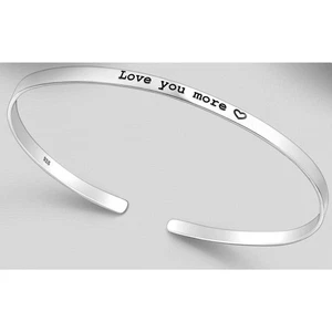Polsini in argento sterling "Love you more", decorati con smalto colorato - Foto 1 di 2