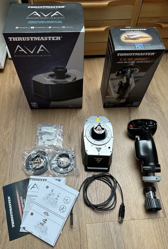 Set mit Thrustmaster AVA Joystick-Basis + Offset-Adapter + F/A-18C Joystickgriff - Bild 1 von 4