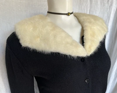 Vintage 1940’s Rabbit Fur Stole Wrap Collar Elegant Creamy Ivory Hook & Eye - Image 1 of 4