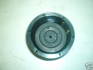 TAPA DE COMBUSTIBLE MURRAY PARA TANQUES DE PLÁSTICO PARTE # 92317MA - Imagen 1 de 1