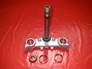 top Gabelbrücke unten Gabeljoch triple clamp HONDA XL350R XL 350 r RFVC - Picture 1 of 5