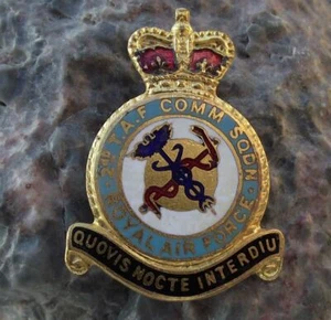 Antique Royal Air Force RAF 2nd Tactical TAF Command Squadron Pin Badge - Picture 1 of 2