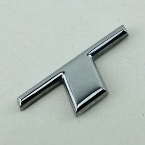 1998-2004 Dodge Intrepid Emblem Logo Letter Badge Trunk Rear Chrome OEM D15T - Picture 1 of 6