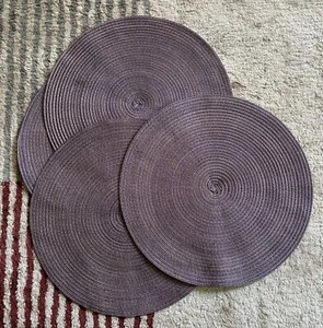 Light Purple Placemats Round Woven Easy Clean Set Of 4 - Picture 1 of 5