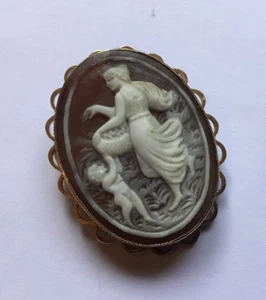 Vintage Antique 9ct 9k Gold Carved Shell Cameo Pin Brooch Goddess Psyche & Eros - Picture 1 of 6