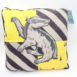 NEW Harry Potter Hufflepuff Pillow Universal Studios Wizarding World 16" x 16 - Picture 1 of 3