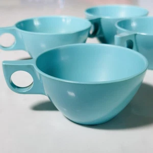 4 Vintage Melmac Dinnerware Cups Coffee Tea MCM 8205-8 Retro 60's Boonton USA - Picture 1 of 4