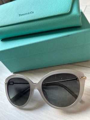 TIFFANY&Co. TF4187F Cat Eye Gold Temple Sunglasses Unused - Image 1 of 4