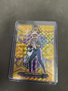 Mosaico Panini 2024 - Mosaico amarillo reactivo Prizm #148 Jacoby Brissett Patriots - Imagen 1 de 2