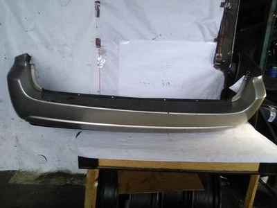04-10 Cubierta de parachoques trasero Toyota Sienna sin asistencia de estacionamiento trasero Foto 1 de 4