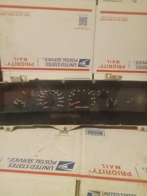 Б/У винтажный 1993 Oldsmobile Cutlass Supreme/спидометр кластер  - Изображение 1 из 4