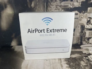 Apple AirPort Extreme Base Station 5th Generation (A1408) with PSU Mac + PC - Picture 1 of 2