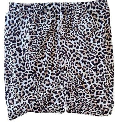 Leopard Print Lounge Shorts Women’s 3X 22-W-24-W White w Black & Brown w Pockets - Image 1 of 4