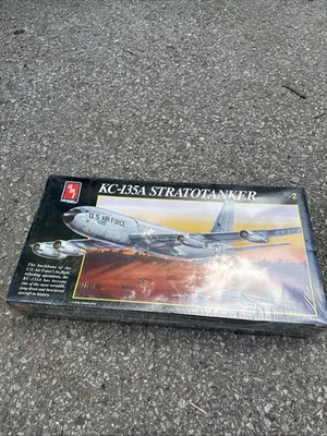 1/72 AMT ERTL KC-135A StratoTanker USAF Refueler Jet Plastic Model 8848 Sealed - Image 1 of 4