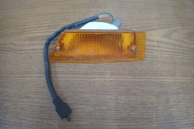 Honda Goldwing GL1200 1984 luz indicadora de señal de giro delantera izquierda  Foto 1 de 4