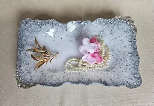 Made to Order White and Silver Artisan Serving Decorative Resin Tray Plate - Picture 1 of 10