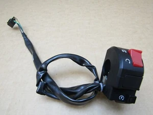 Mondial HPS 125 S E4 2019 1,733 miles right switchgear (12262) - Picture 1 of 5