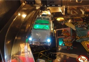 Solo 1 disponibile! CREATURA DELLA LAGUNA NERA flipper VERDE corona Vic mod auto - Foto 1 di 3