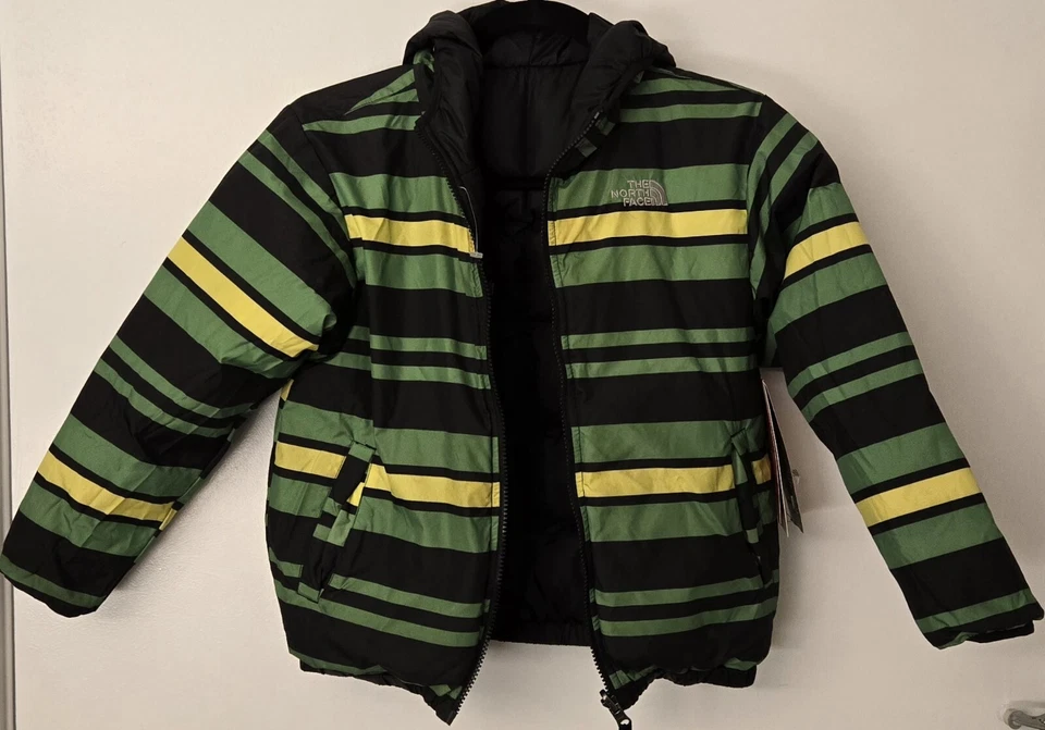 The North Face Kids Moondoggy Reversible Jacket Black/Green S 7/8 - Image 1 of 4