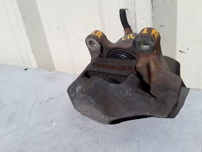 Оригинальный задний левый суппорт бокового тормоза водителя 1977 Mercedes Benz W123 240D - Изображение 1 из 4