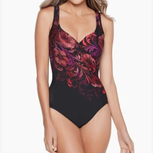NWT Miraclesuit Poppy It's a Wrap One Piece Swimsuit Sz 8 Black Slimming Ruched - Picture 1 of 8