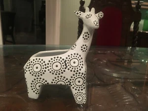 Giraffe Planter or Trinket catch all  - Picture 1 of 6