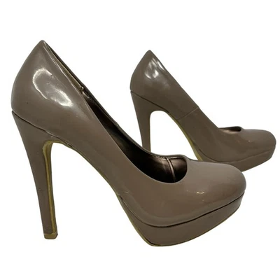 Steve Madden Reta Platform Pumps Sz 7.5 Faux Leather Nude Stilettos Coquette - Image 1 of 4