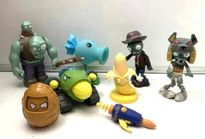 Plants Vs Zombies Toy Figure Bundle job lot 4/5"  (O3) - Picture 1 of 7