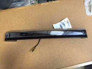 PATHFINDR 2008 Lid/Gate Moulding 1169260 - Bild 1 von 4