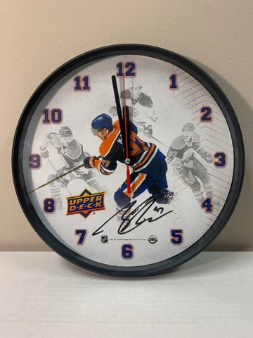 CONNOR McDAVID ~ Upper Deck Authenticated 12" Promotional Clock Oilers Cover