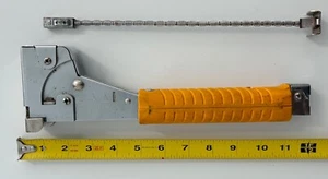 Arrow HT50 Schwerlast-Hammertacker, Handtacker aus verchromtem Stahl - Bild 1 von 8