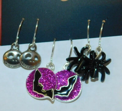 Nuevo 3 Pares Halloween Tema Pendientes Largos Esmalte Bat Araña Calavera K3 - Imagen 1 de 2