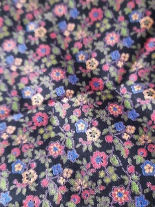 FLIRT & FLORA Stoff - BLUMEN SCHWARZ MEHRFARBIG 1,45 M x 1 Meter , B x L - Bild 1 von 5