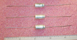 MENGE (5) 3uf 150V 105' COMPUTER GRADE AXIALE ELEKTROLYTKONDENSATOREN NLW3-150 CDE - Bild 1 von 3